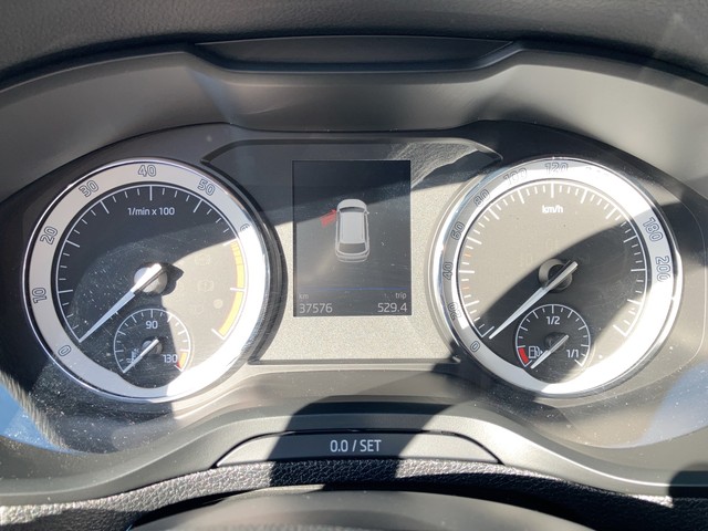 Skoda - Karoq 1.5 TSI DSG Clever AHK+LED+Navigation_10
