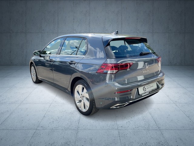 VW - Golf VIII 1.5 eTSI DSG Style AHK+NAVI+LED+KAMERA_11