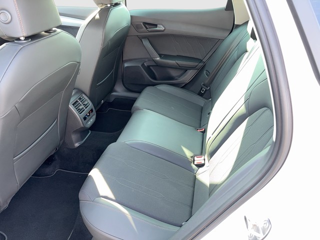 CUPRA - Born KLIMA LED LM18 MFL PDC TEL_3