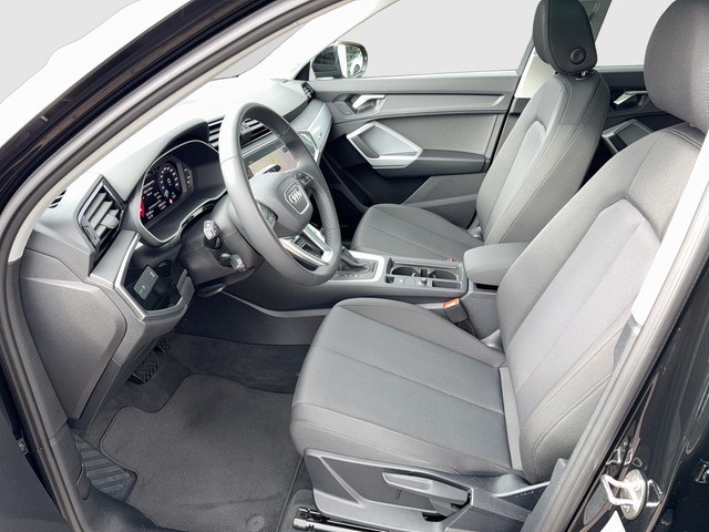 Audi - Q3 35 TFSI S-tronic Advanced PANO+NAVI+PDC+LM18"_16 Audi - Q3 35 TFSI S-tronic Advanced PANO+NAVI+PDC+LM18"_16