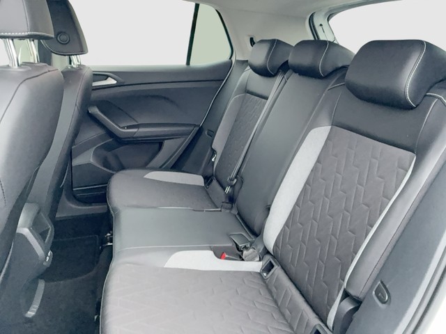 VW - Taigo 1.5 TSI DSG R-Line ACC 18"_5