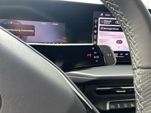 Audi - Q3 SUV TFSI S-tronic S line AHK+ACC+NAVI+PANO_7