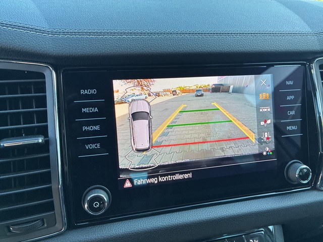 Skoda - Kodiaq 2.0 TDI DSG Tour 4x4 AHK+PANORAMA+MATRIX-LED_10