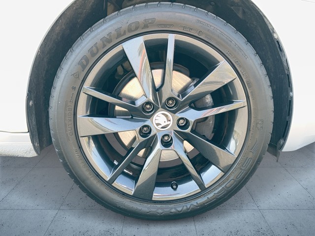 Skoda - Octavia Combi 2.0 TDI Premium Edition AHK+RFK_9 Skoda - Octavia Combi 2.0 TDI Premium Edition AHK+RFK_9