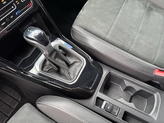 VW - T-Roc 2.0 TDI DSG R-Line AHK+ACC+LED+NAVI+SHZG_8