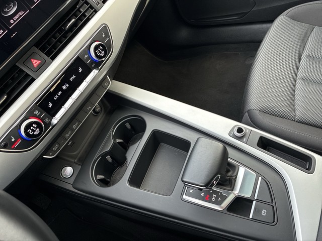 Audi - A4 Avant 40TDI S line Panoramadach "Rear View"_10