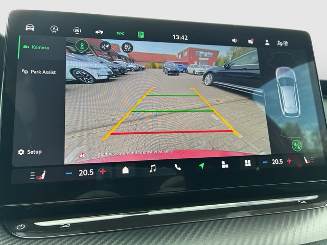 CUPRA - Leon ST VZ 2.0 TSI DSG VZ 4Drive PANO+NAVI+DCC_9