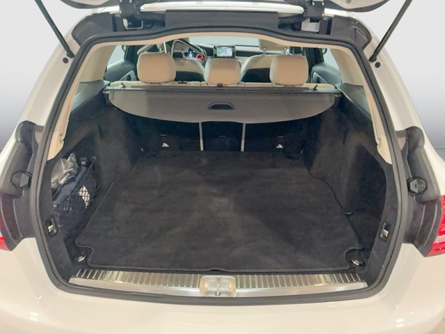 Mercedes-Benz - C 180 T-Modell CGI Avantgarde AHK+LED+NAVI+GRA_4