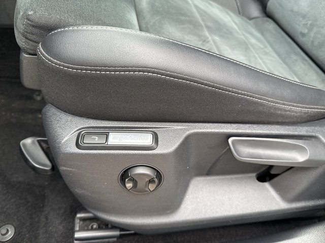 VW - T-Roc 2.0 TDI DSG R-Line AHK+ACC+LED+NAVI+SHZG_6