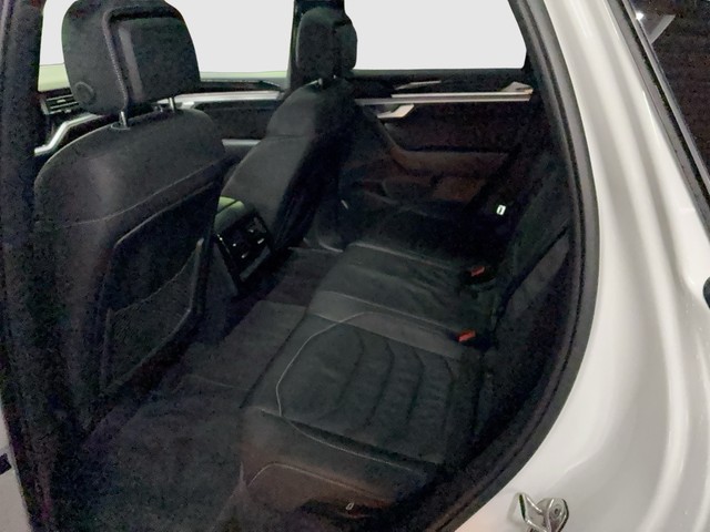 Skoda - Enyaq RS Lounge DCC HuD 360° Pano CANTON_3