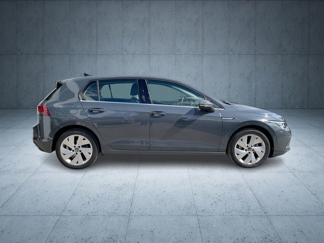 VW - Golf VIII 1.5 eTSI DSG Style AHK+NAVI+LED+KAMERA_13