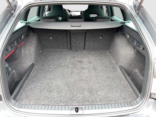 Skoda - Octavia Combi 1.4 iV DSG RS ACC HUD LED LM19 NAVI_4 Skoda - Octavia Combi 1.4 iV DSG RS ACC HUD LED LM19 NAVI_4