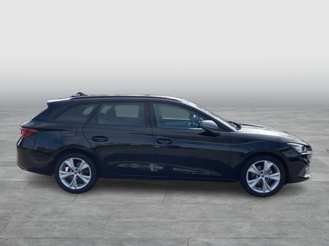 VW - Golf VIII 2.0 TDI DSG GTD LED LM18 MFL PDC TEL_9