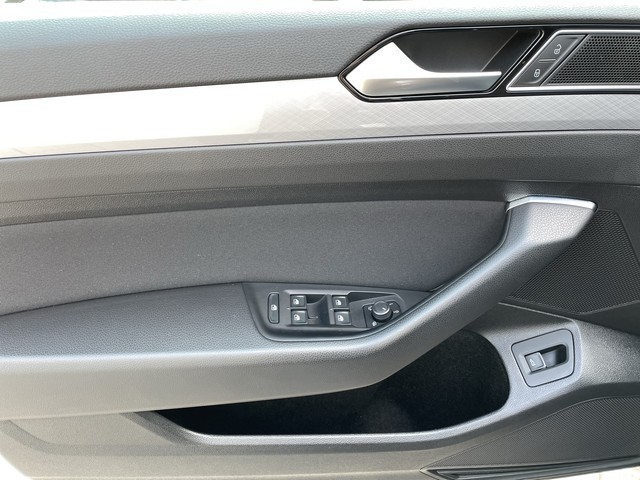 VW - Passat Variant 2.0 TDI DSG Business AHK+ACC+NAVI_5