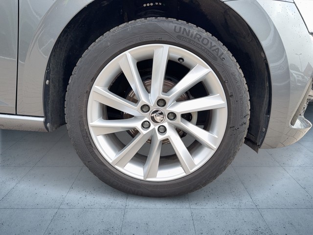 Skoda - Scala 1.0 TSI Ambition LED+NAVI+SHZG+PDC+LM17"_13
