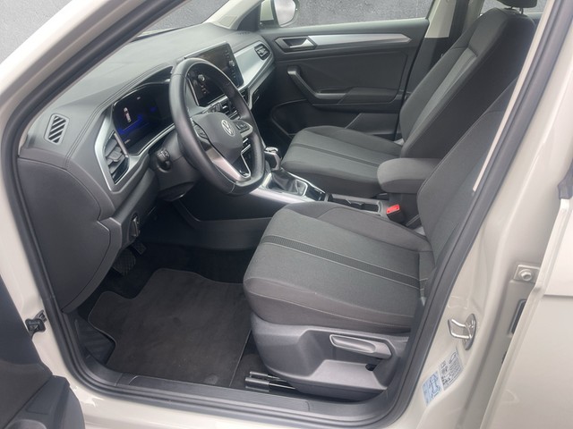 VW - T-Roc 1.5 TSI DSG Life AHK LED NAVI PDC SHZG TEL_15