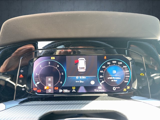 VW - Golf Variant 2,0 l TDI DSG R-Line Black Matrix_14
