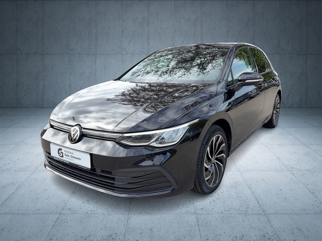 VW - Golf VIII Lim. 1.5 eTSI DSG Life eTSI ACC+NAVI+SIDE-ASSIST_1