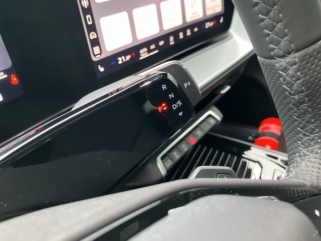 Audi - Q3 SUV TDI S-tronic S line AHK+ACC+SHZG+PANO+NAVI_7