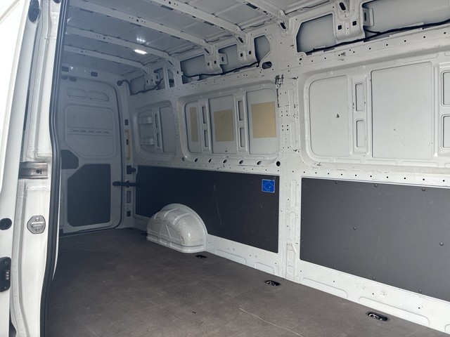 VW - Crafter Kasten lang Hochdach AHK + NAVI + KLIMA_4