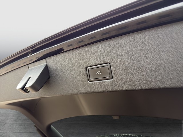 VW - T-Roc 1.5 TSI DSG R-Line AHK+ACC+RFK_5