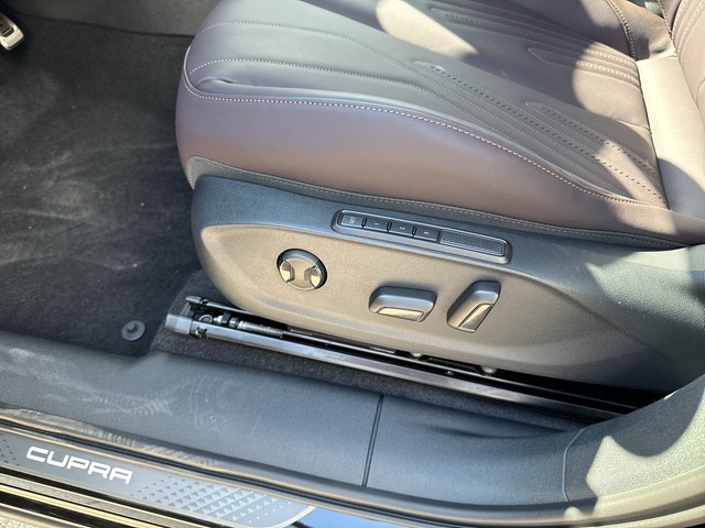 CUPRA - Terramar VZ 2.0 TSI DSG VZ 4Drive LED+NAVI+PANO_6