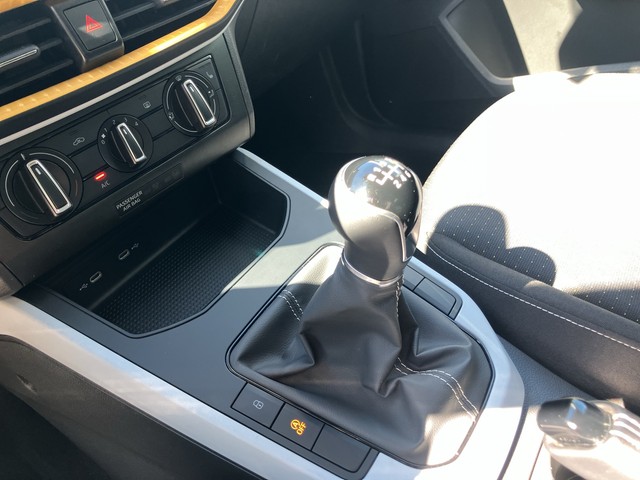 Seat - Arona 1.0 TSI Style LED+SHZG+PARK ASSIST+LM16"_6