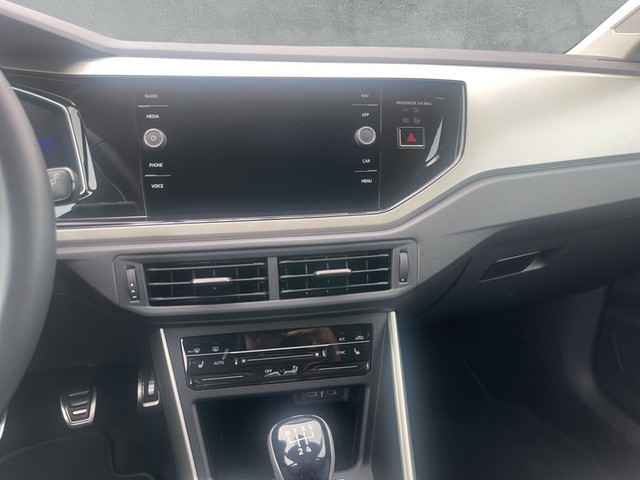 VW - Polo VI 1.0 Move KLIMA LED LM15 MFL PDC SHZG TEL_5