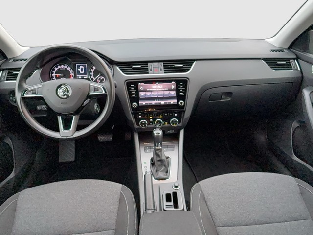 VW - Golf VIII Lim. 2.0 TSI DSG GTI LED+SITZHEIZUNG_2