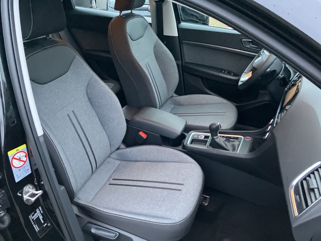 VW - T-Roc 1.5 TSI DSG R-Line Panorama+Standhzg._5