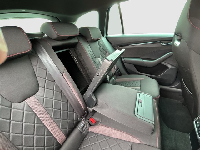 Skoda - Octavia Combi 1.4 iV DSG RS ACC HUD LED LM19 NAVI_7