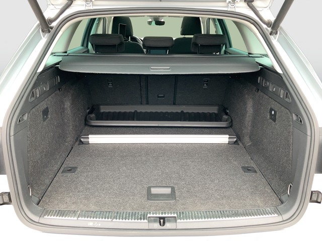 Skoda - Superb Combi 2.0 TDI DSG Style AHK+360°+PANO+ACC_4