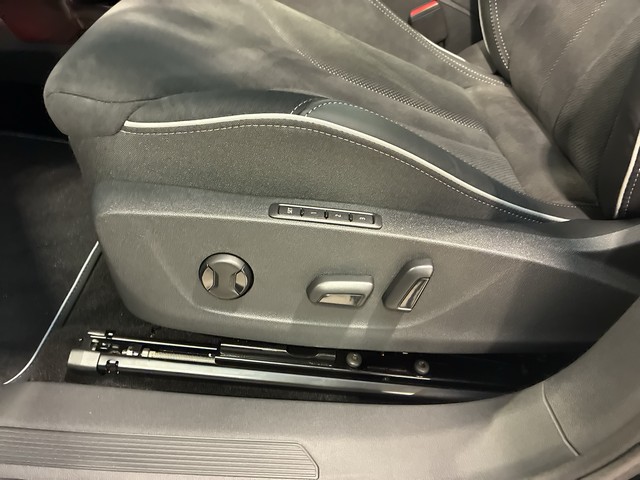 Skoda - Enyaq 85 Sportline AHK+ACC+LED+NAVI+PANO+KAMERA_9