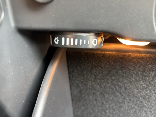 Skoda - Octavia Lim. 2.0 TDI Style CAM HUD LED LEDER NAVI_13 Skoda - Octavia Lim. 2.0 TDI Style CAM HUD LED LEDER NAVI_13