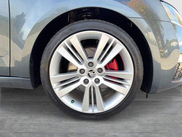 Skoda - Octavia Combi 2.0 TDI RS ACC+RFK+STANDHZ_14 Skoda - Octavia Combi 2.0 TDI RS ACC+RFK+STANDHZ_14