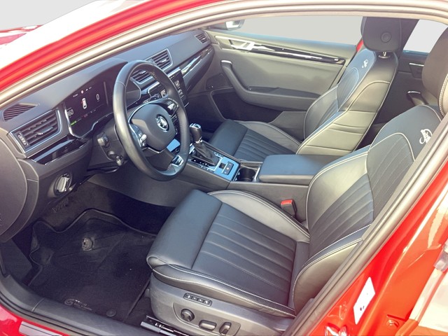 Skoda - Superb Combi 1.4 TSI iV DSG L&K AHK+KAMERA+PANO_14