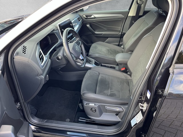 VW - T-Roc 1.5 TSI DSG Style AHK CAM LED NAVI SHZG_15