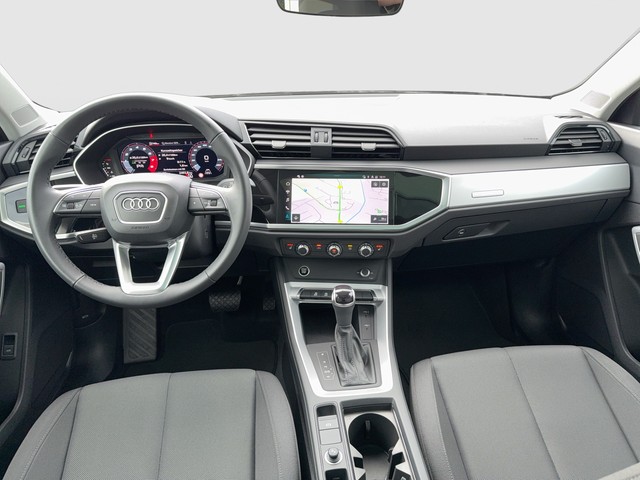 Audi - Q3 35 TFSI S-tronic Advanced PANO+NAVI+PDC+LM18"_2 Audi - Q3 35 TFSI S-tronic Advanced PANO+NAVI+PDC+LM18"_2