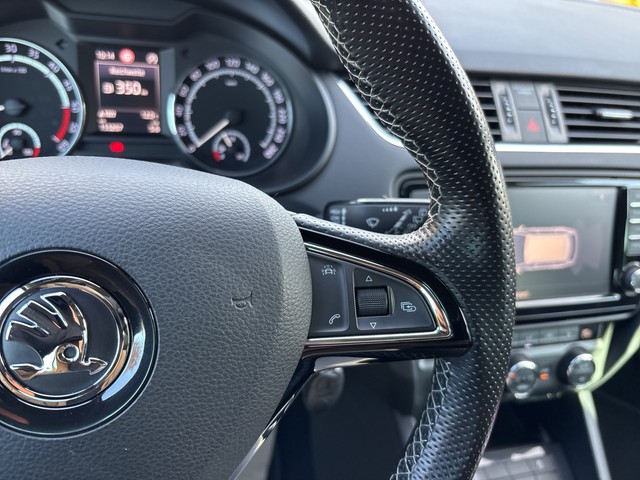 Skoda - Octavia Combi 2.0 TDI RS ACC+RFK+STANDHZ_8