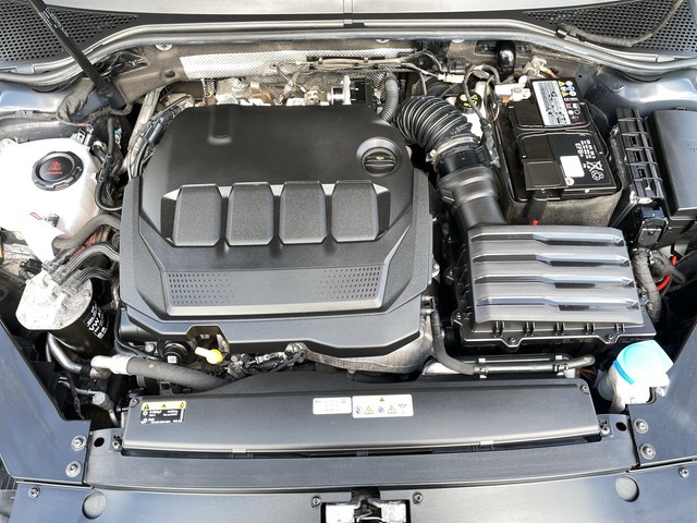 VW - Passat Variant 2.0 TDI DSG Business AHK+ACC+NAVI_9