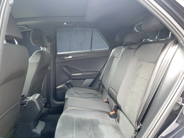 VW - T-Roc 1.5 TSI Black Style ACC+PANO+NAVI+SHZG+LED_3