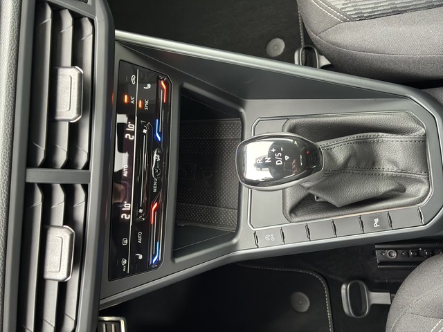 VW - Taigo 1.0 TSI DSG R-Line Virtual+Matrix+Kamera_6