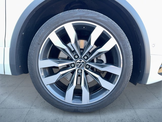 VW - Tiguan 1.4 TSI DSG eHybrid R-Line AHK+LED+PANO_14