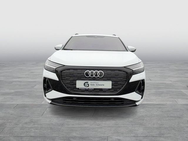 Audi - Q4 45 e-tron quattro S-line MATRIX+SPUR+NAVI+BT_10