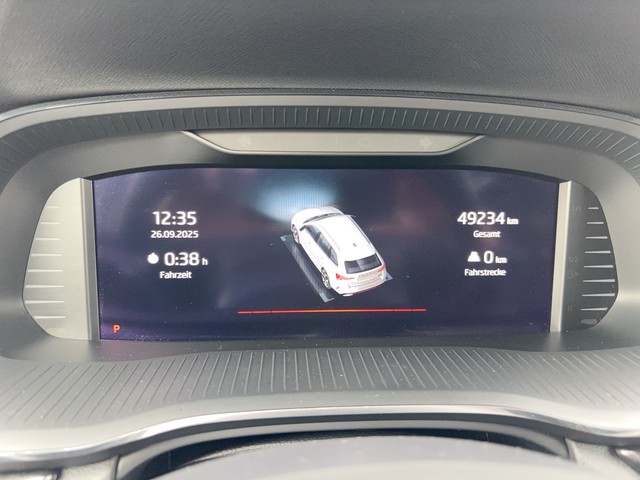 Skoda - Octavia Combi 1.4 iV DSG RS ACC HUD LED LM19 NAVI_17 Skoda - Octavia Combi 1.4 iV DSG RS ACC HUD LED LM19 NAVI_17