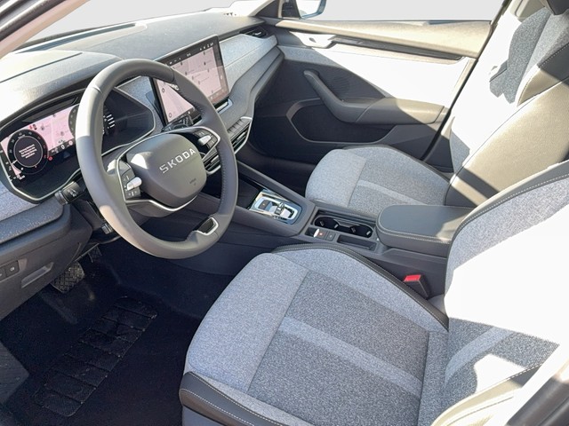 Skoda - Octavia Combi 2.0 TDI DSG Selection Head Up+Virtual_19