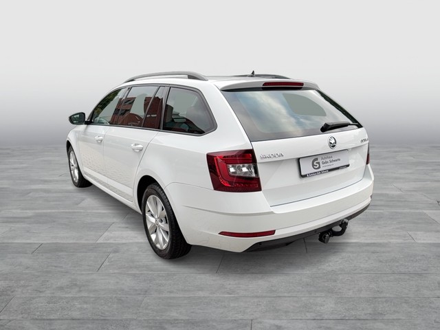 Skoda - Octavia Combi 2.0 TDI DSG Tour ACC+AHK+NAVI+LED_6