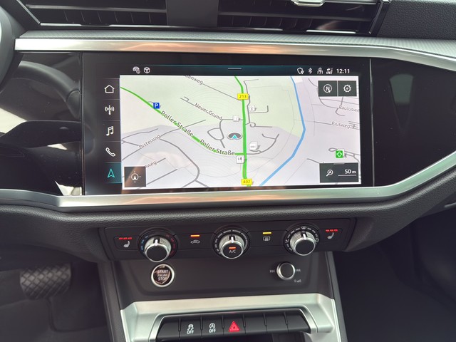 Audi - Q3 35 TFSI S-tronic Advanced PANO+NAVI+PDC+LM18"_7 Audi - Q3 35 TFSI S-tronic Advanced PANO+NAVI+PDC+LM18"_7