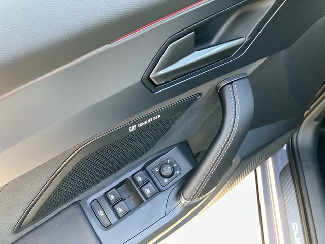 CUPRA - Formentor VZ 2.0 TSI DSG VZ 4Drive ACC+NAVI+PANO_6