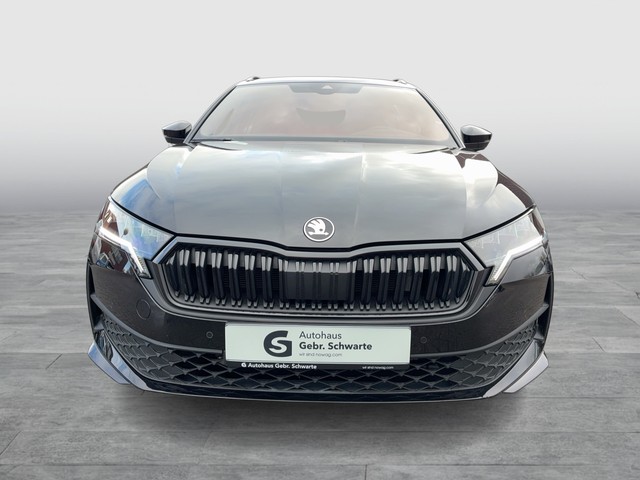 Skoda - Octavia Combi 2.0TDI Sportline Head Up+Panorama_13 Skoda - Octavia Combi 2.0TDI Sportline Head Up+Panorama_13